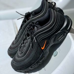 Nike Aix Max Plus 97 BLACK-HYPHER CRIMSON